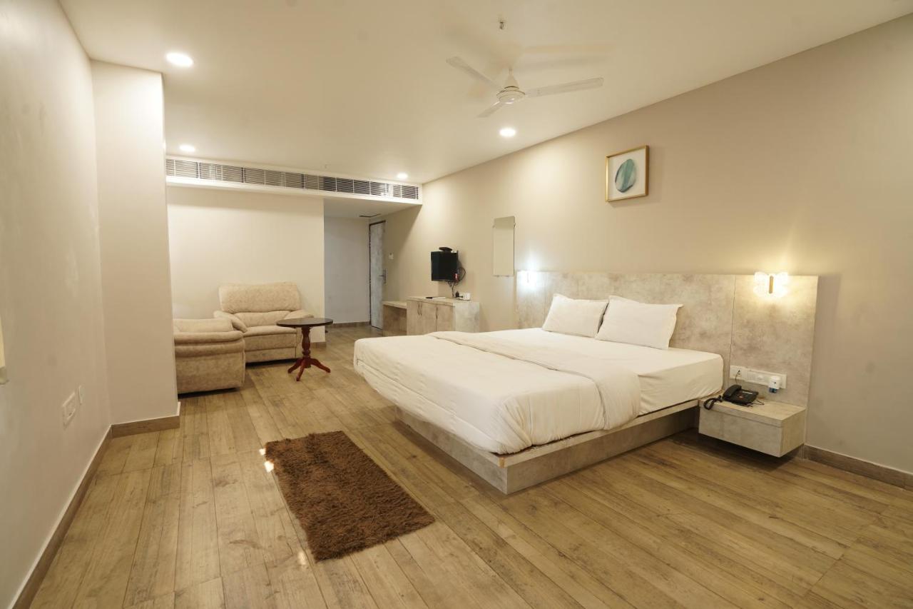 Hotel Trp Bliss Nizamabad Zewnętrze zdjęcie