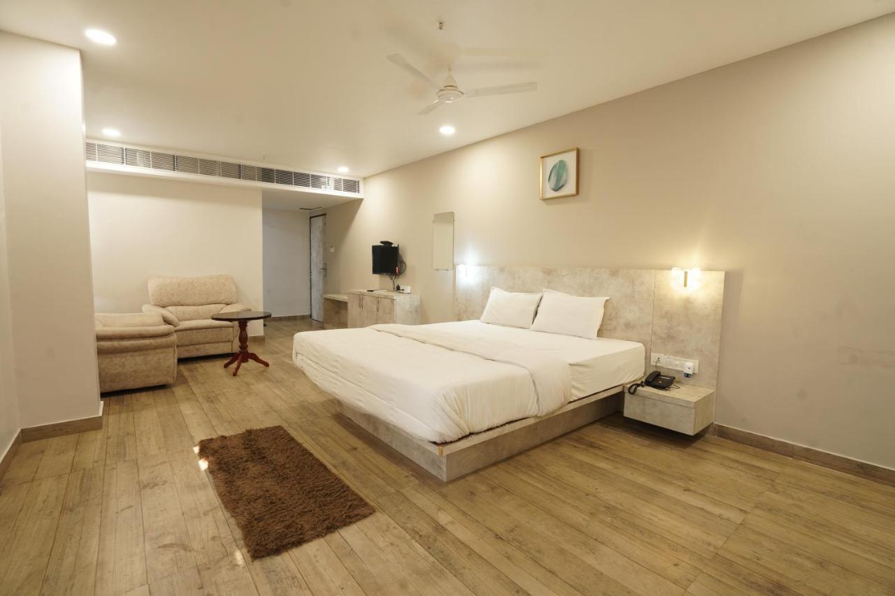 Hotel Trp Bliss Nizamabad Zewnętrze zdjęcie