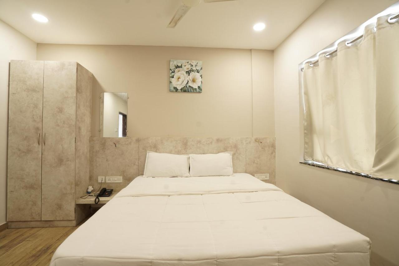 Hotel Trp Bliss Nizamabad Zewnętrze zdjęcie
