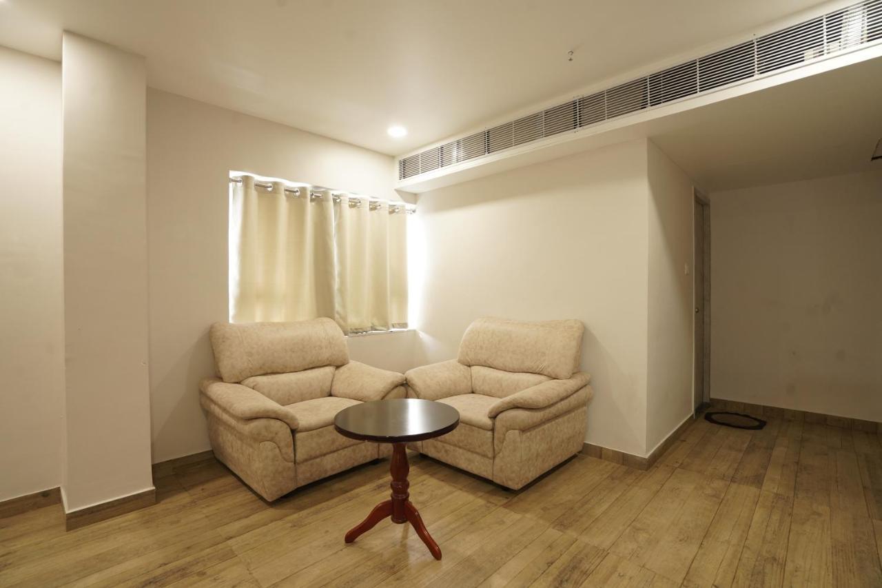 Hotel Trp Bliss Nizamabad Zewnętrze zdjęcie