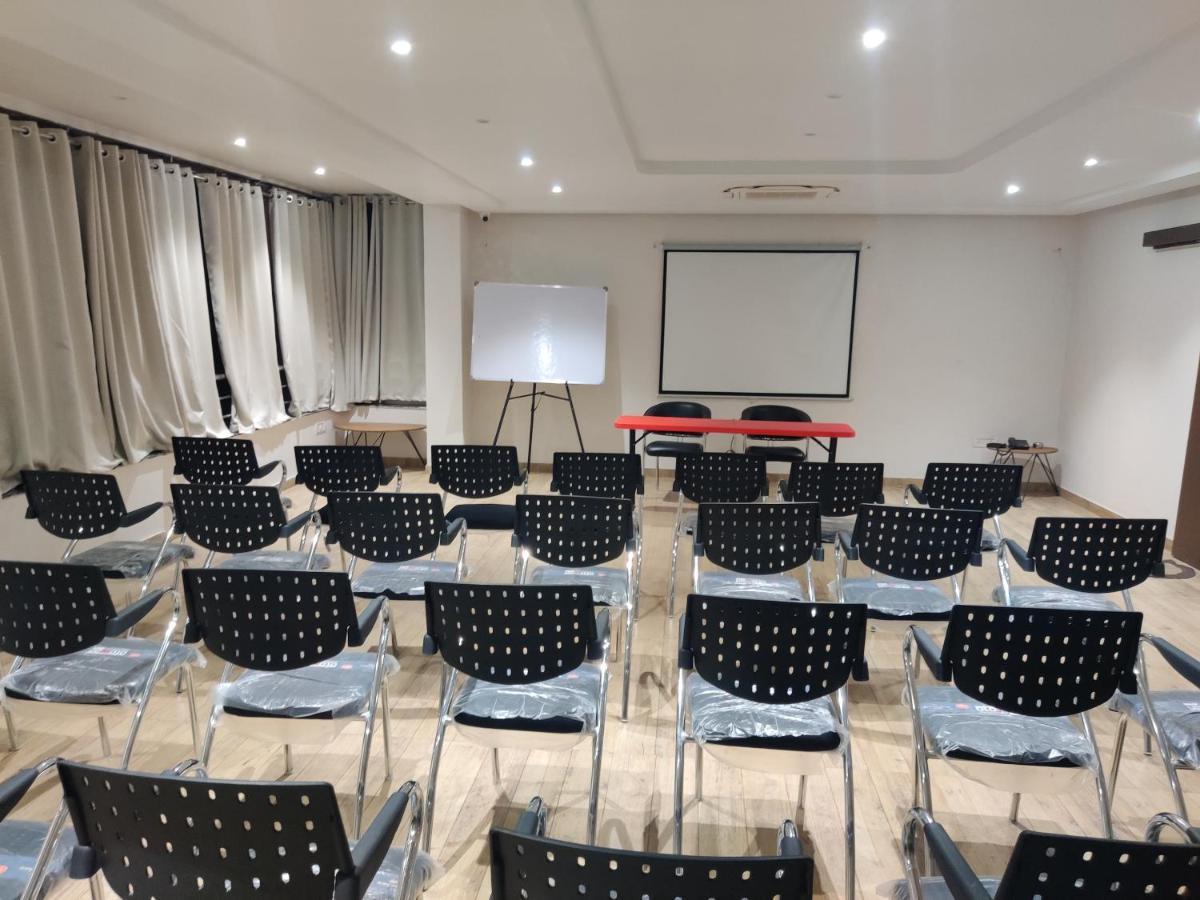 Hotel Trp Bliss Nizamabad Zewnętrze zdjęcie
